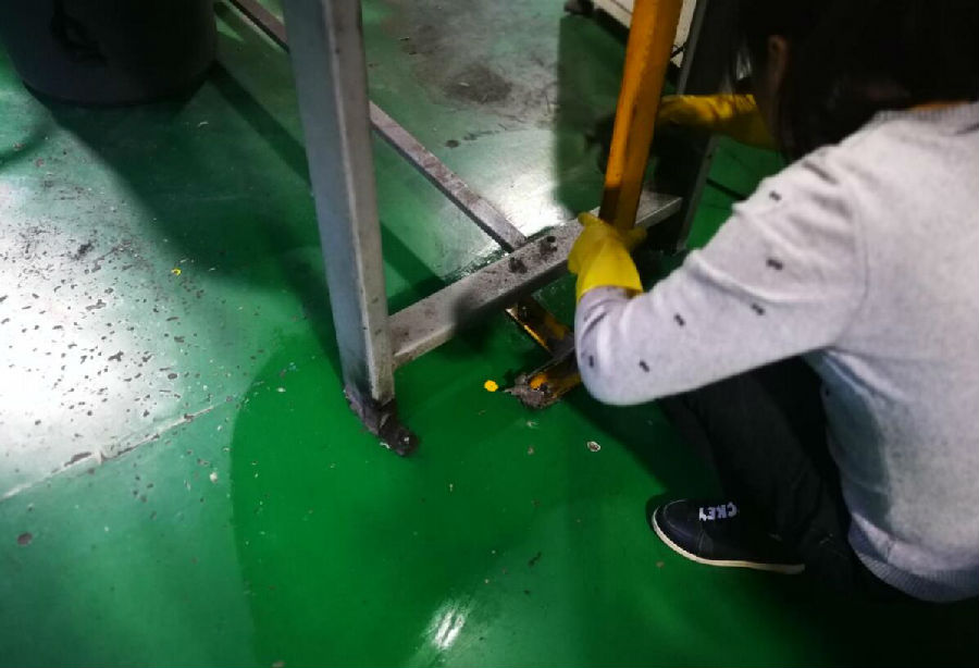 瓦房店市工厂保洁清洗案例